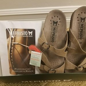 Mephisto Size 37 Hannel Camel Sandalbuck sandals